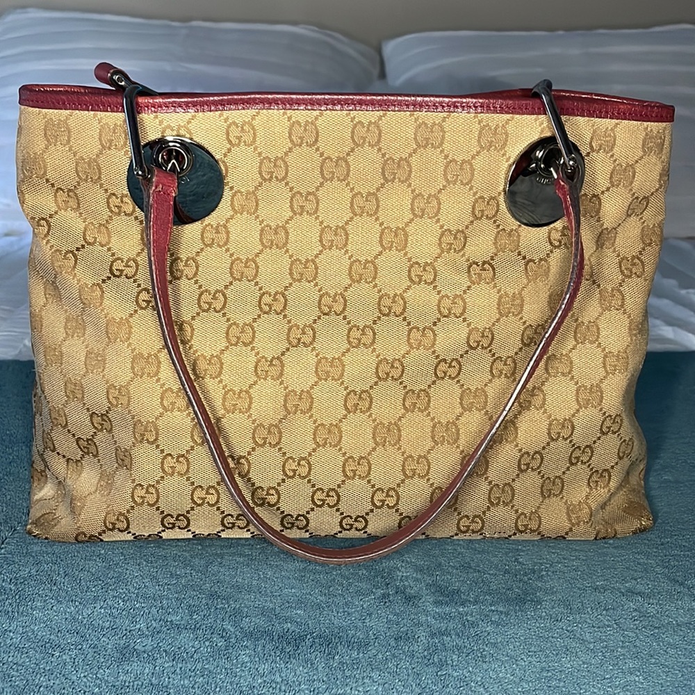 Tan Gucci GG Canvas Eclipse Shoulder Bag - Picture 5 of 17